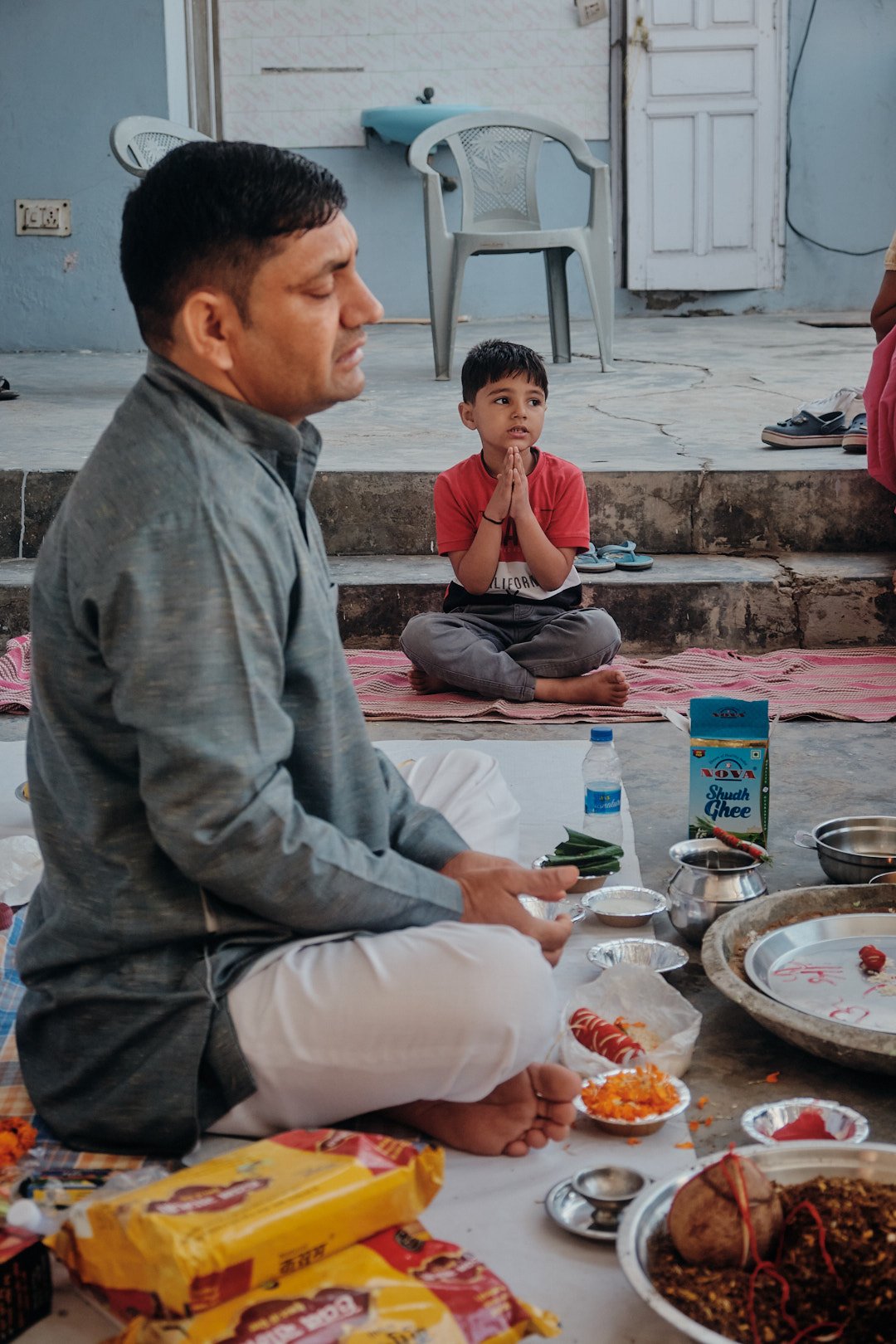 Photography Street India Oblivion Devotion Religion Transcendence Devi Ritual Fire Boy Village
