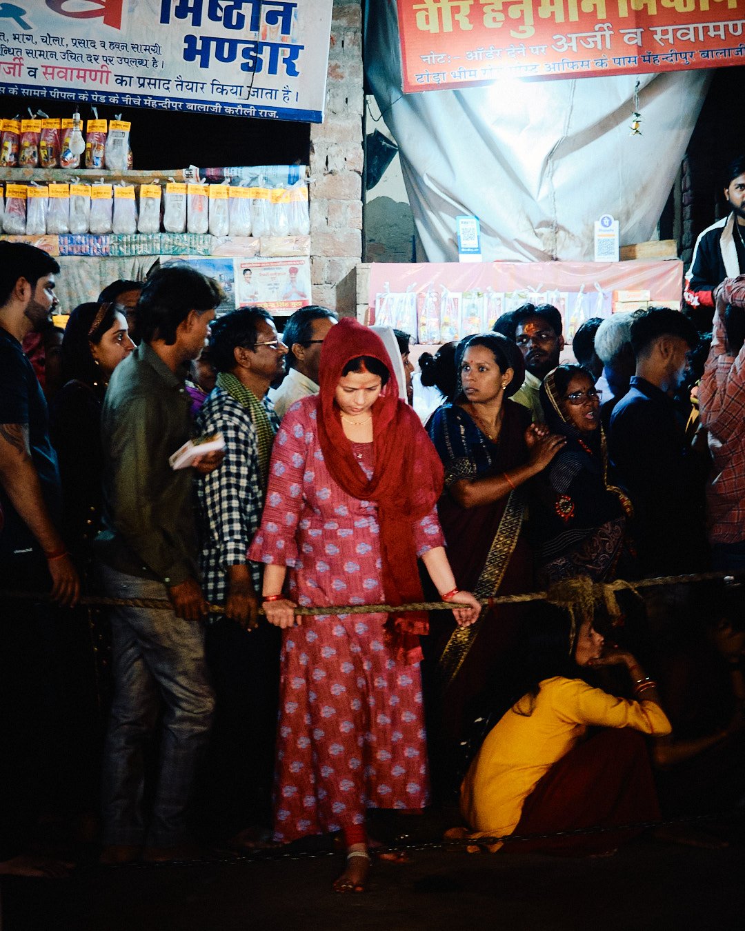 Photography Street Oblivion India Devotion Religion Transcendence Woman Trance Crowd Temple
